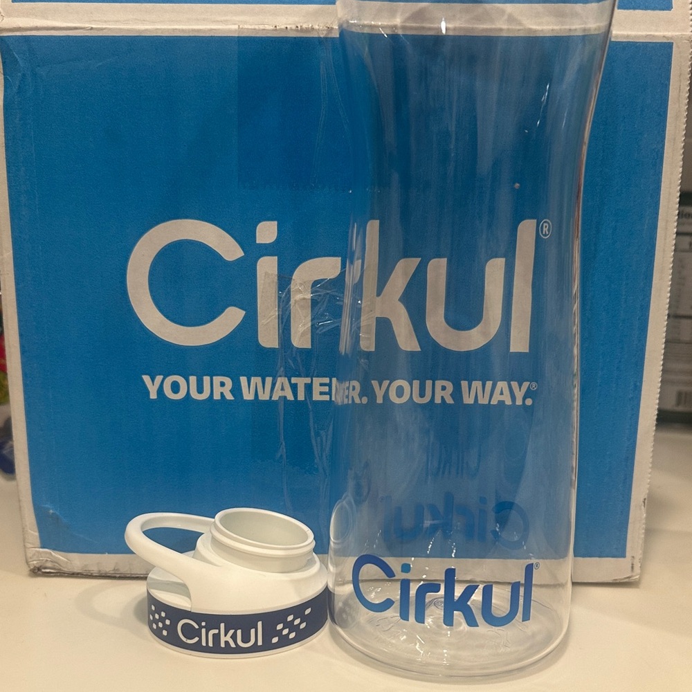 42oz Cirkul Clear Water Bottle with Blue Cap